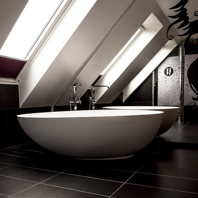 2 moderne badekar